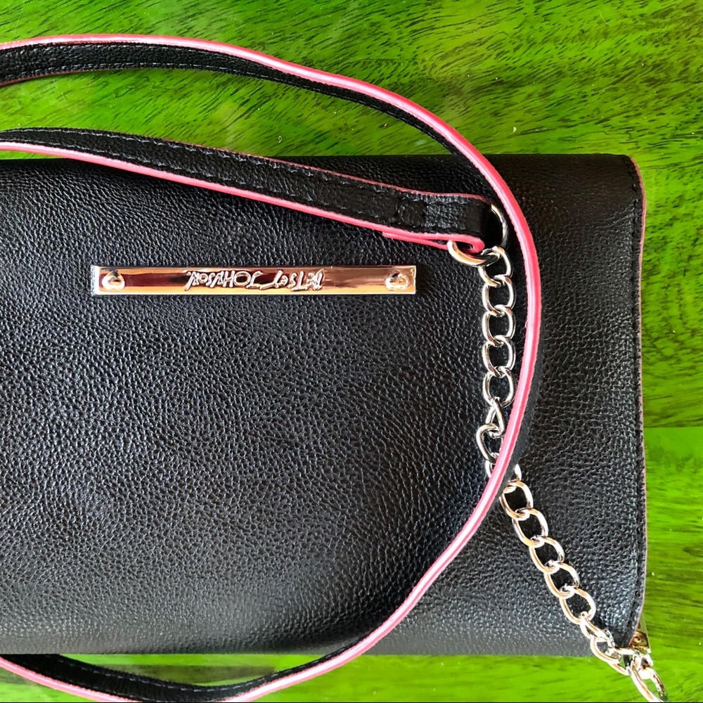 💋 Betsy Johnson Fur Lips purse 💋 - Picture 5 of 8